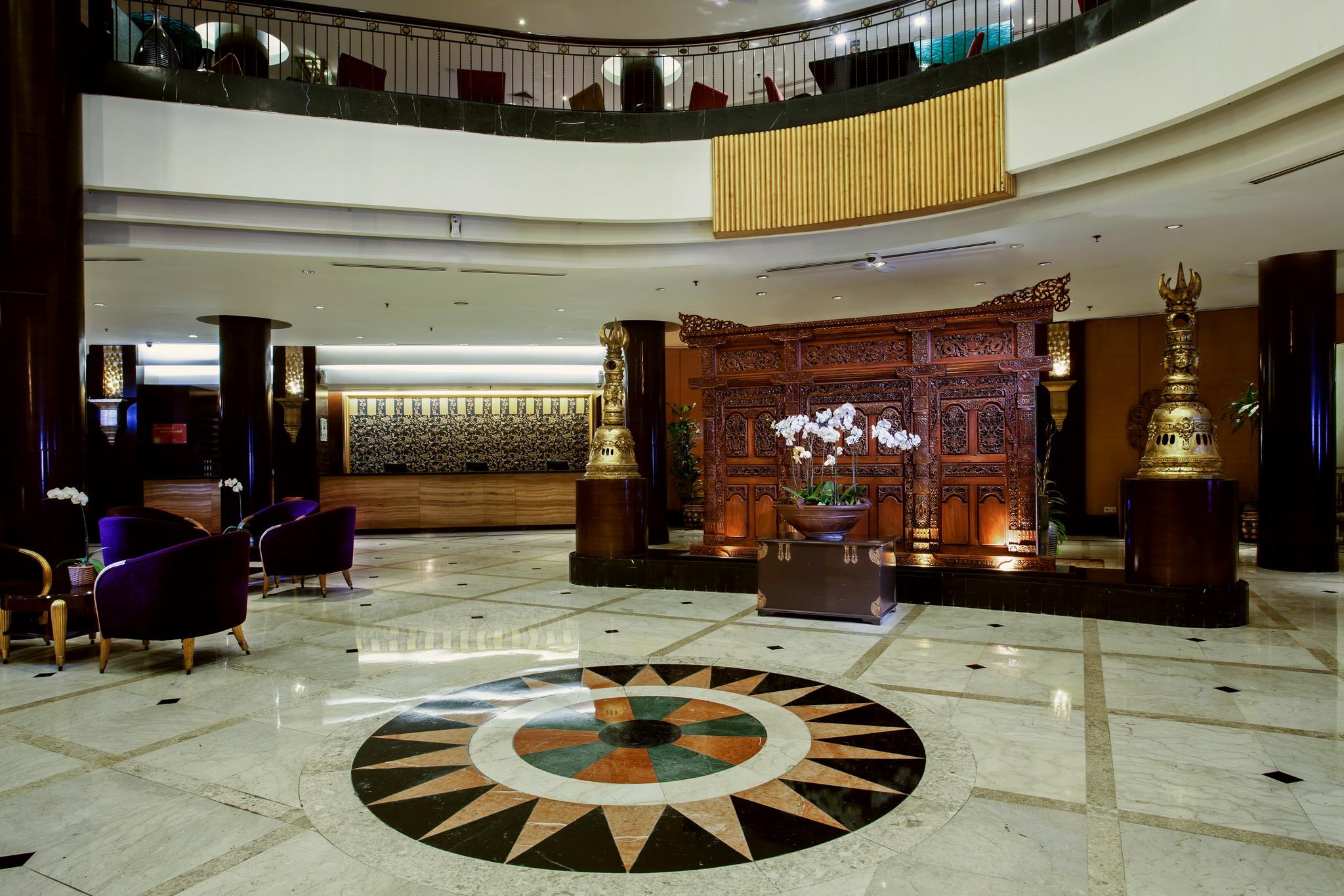 Hotel Ciputra Semarang Managed By Swiss-Belhotel International Екстериор снимка