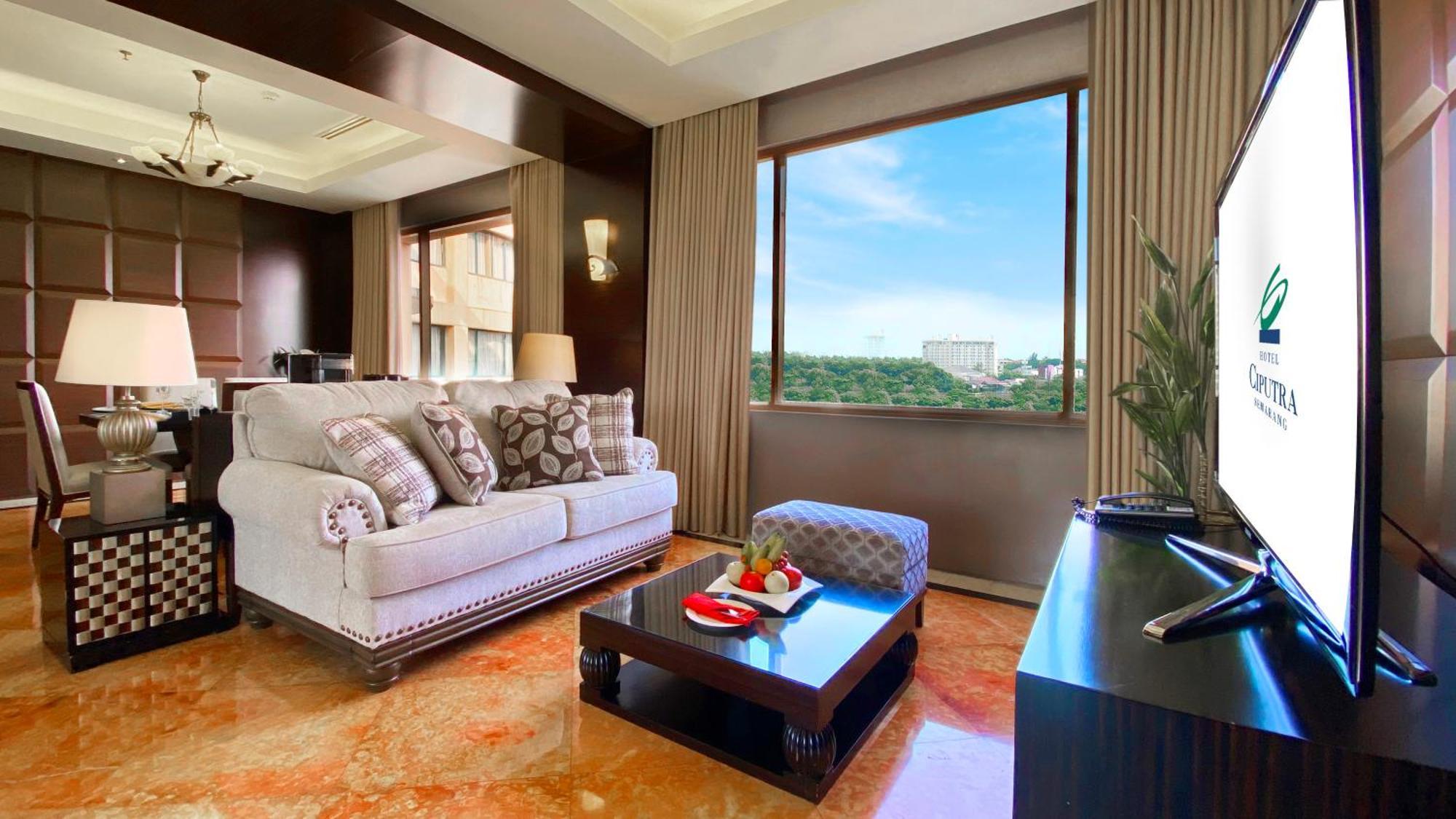 Hotel Ciputra Semarang Managed By Swiss-Belhotel International Екстериор снимка