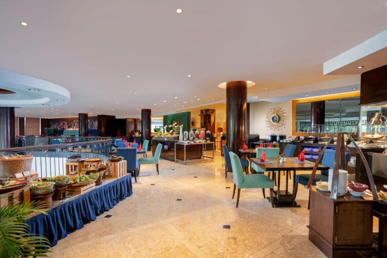 Hotel Ciputra Semarang Managed By Swiss-Belhotel International Екстериор снимка