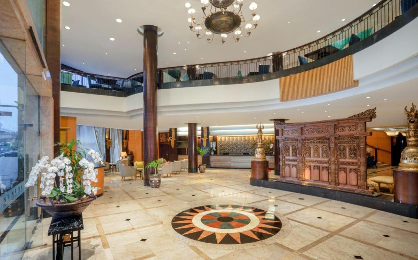 Hotel Ciputra Semarang Managed By Swiss-Belhotel International Екстериор снимка