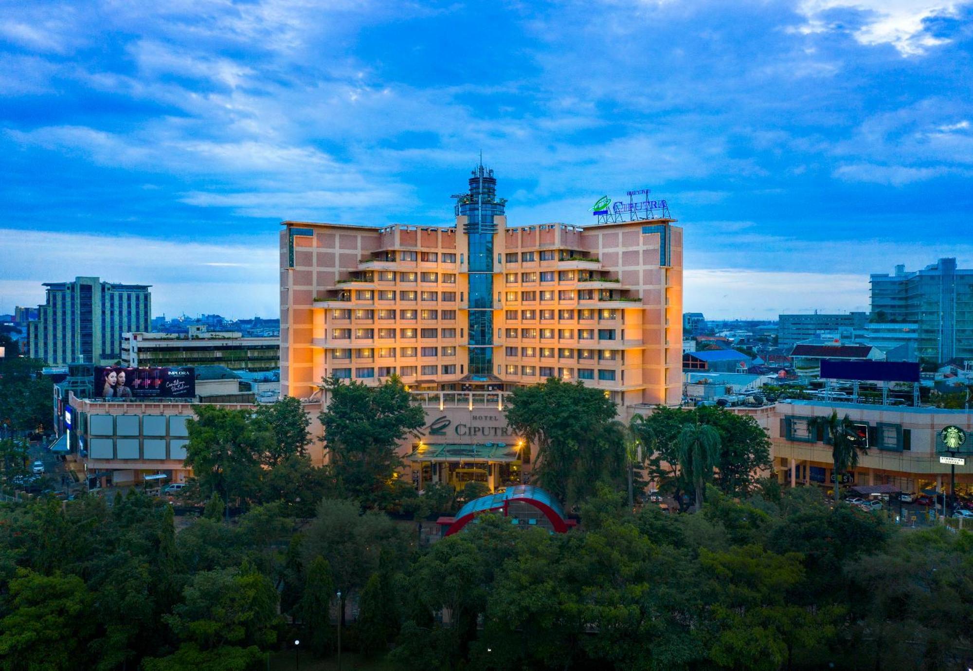 Hotel Ciputra Semarang Managed By Swiss-Belhotel International Екстериор снимка